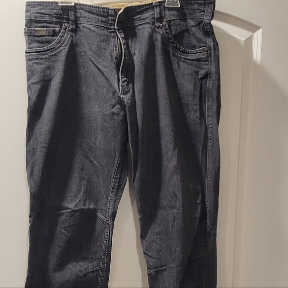 Jeans - Picture 4 of 4